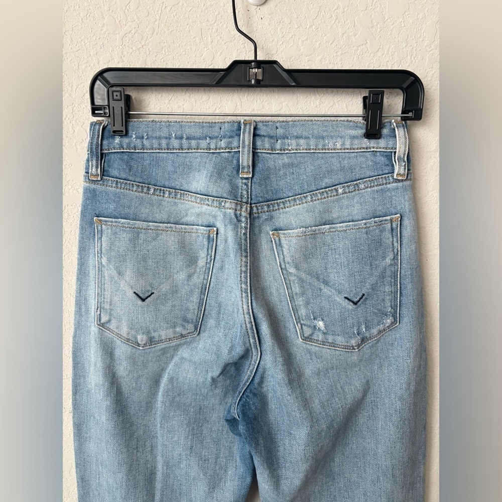 HUDSON HOLLY HIGH RISE STRAIGHT JEAN IN LIGHT WASH Size 26 - Picture 8 of 9